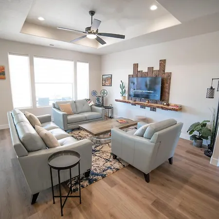 Hollywood Hangout - New West Properties Kanab Exterior foto