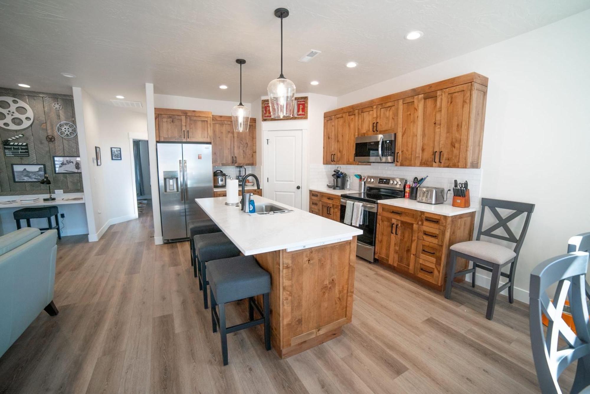 Hollywood Hangout - New West Holiday home Kanab