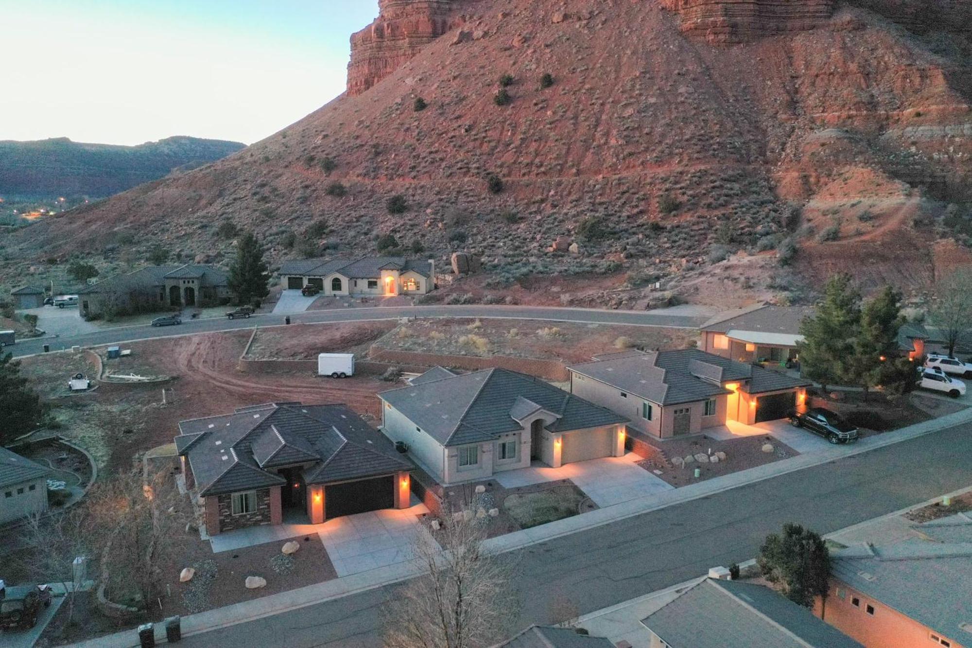 Hollywood Hangout - New West Holiday home Kanab
